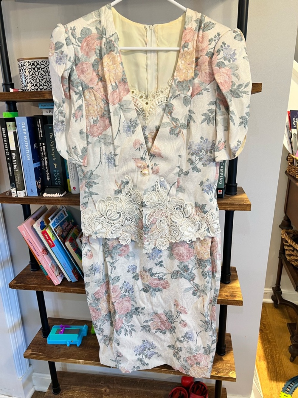 Scott McClintock Cream Floral Lace-Trim Midi Dress with Puff Sleeves